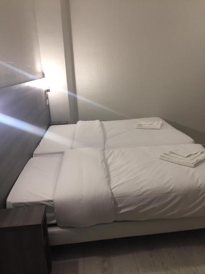 פריז Pax Hotel מראה חיצוני תמונה